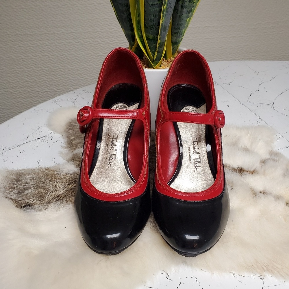 Isabel Toledo Red and Black Stiletto Mary Janes